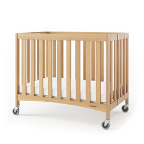 Apartment size online cribs canada