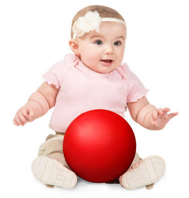 bebê com a bola do logotipo das Foundations